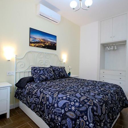 Palacios 6, Nuevo, Playa, Barrio Tranquilo, Todos Los Servicios, Pa Malaga Luaran gambar