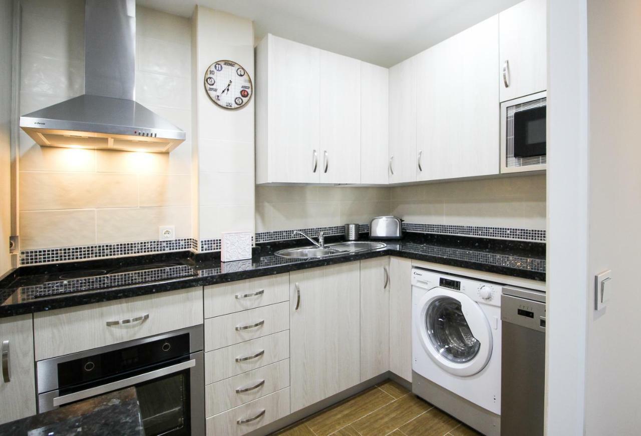 Palacios 6, Nuevo, Playa, Barrio Tranquilo, Todos Los Servicios, Pa Malaga Luaran gambar