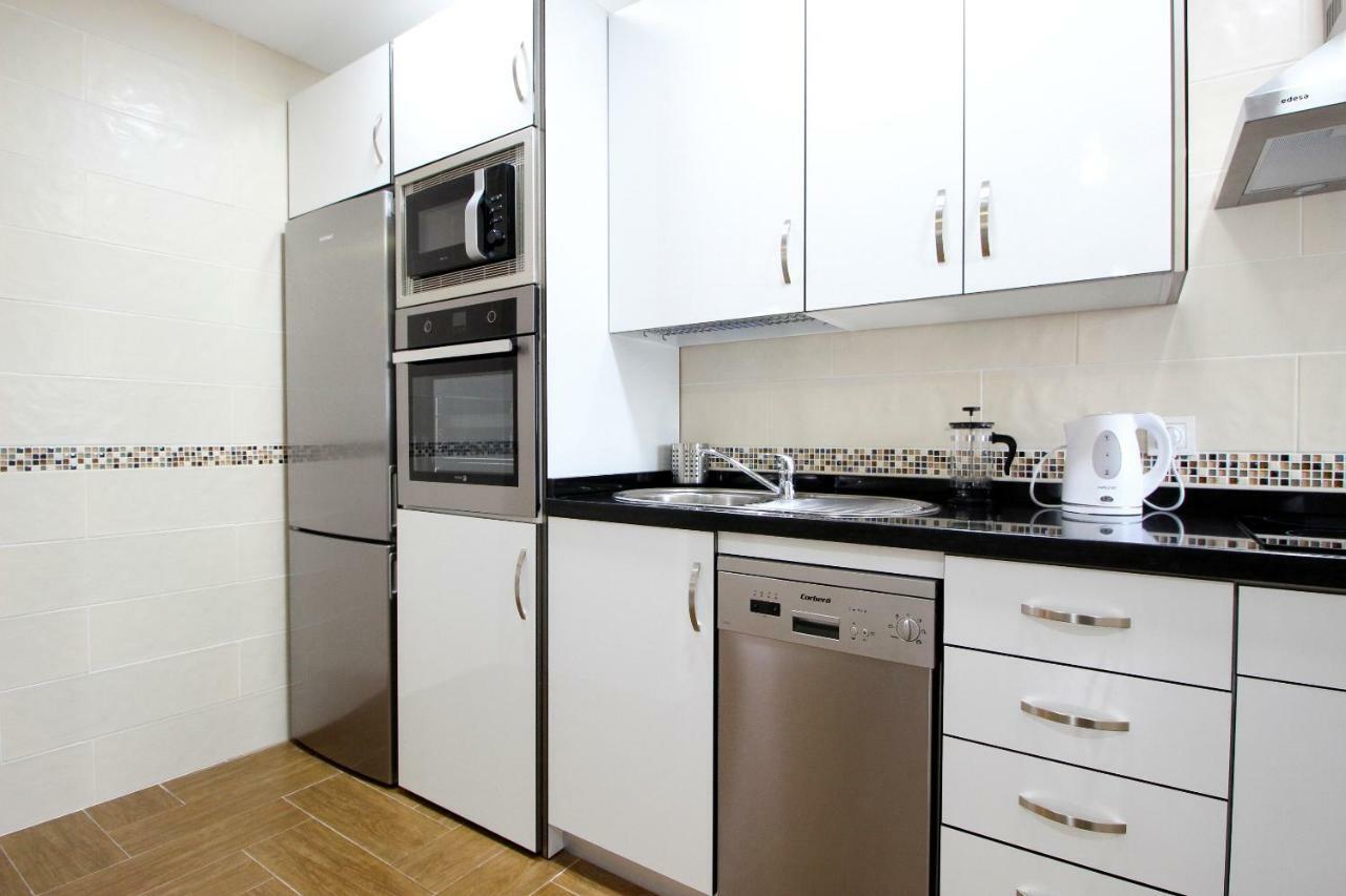 Palacios 6, Nuevo, Playa, Barrio Tranquilo, Todos Los Servicios, Pa Malaga Luaran gambar