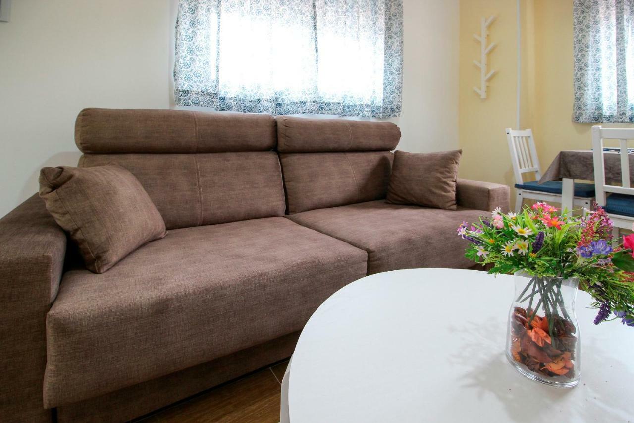 Palacios 6, Nuevo, Playa, Barrio Tranquilo, Todos Los Servicios, Pa Malaga Luaran gambar